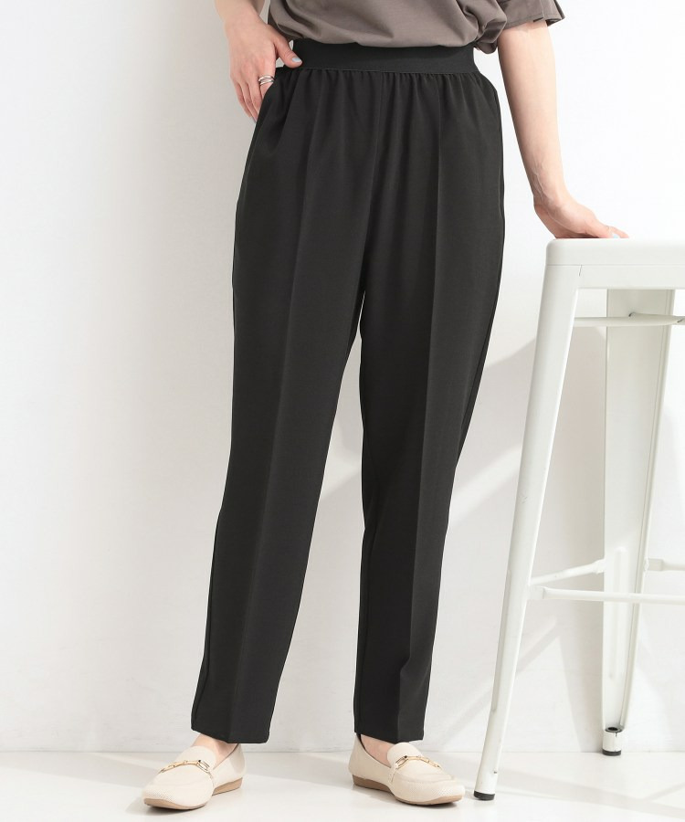 【ひんやり/UV/洗濯後しわになりにくい】楽なのにキレイ見え ウエストゴムテーパードパンツ
