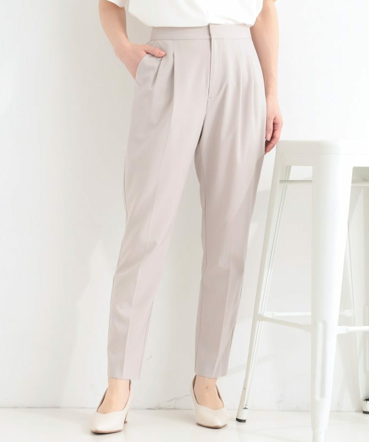 【ひんやり/セットアップ可】洗濯後しわになりにくい　タックテーパードパンツ