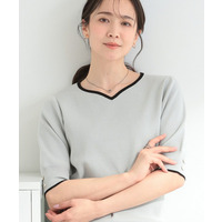 【S-LL/洗濯機可】バイカラーが目を引く 5分袖ハートネックニット