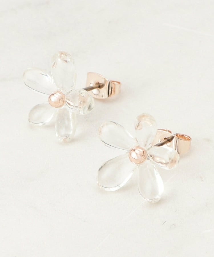 クリアフラワーピアス