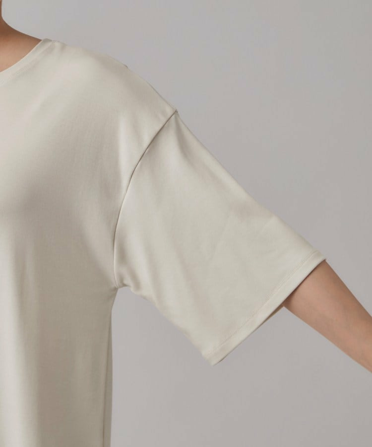 ひんやり裾レースTシャツ18