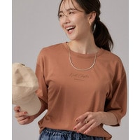 【体型カバー】インせず着られる 配色ステッチロゴTシャツ