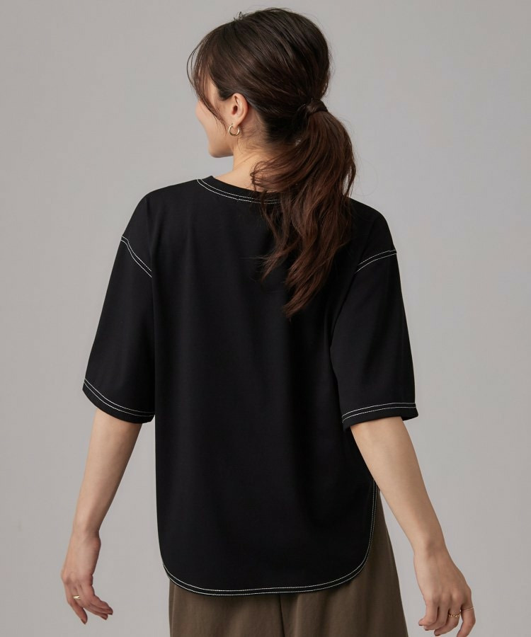 【体型カバー】インせず着られる 配色ステッチロゴTシャツ7