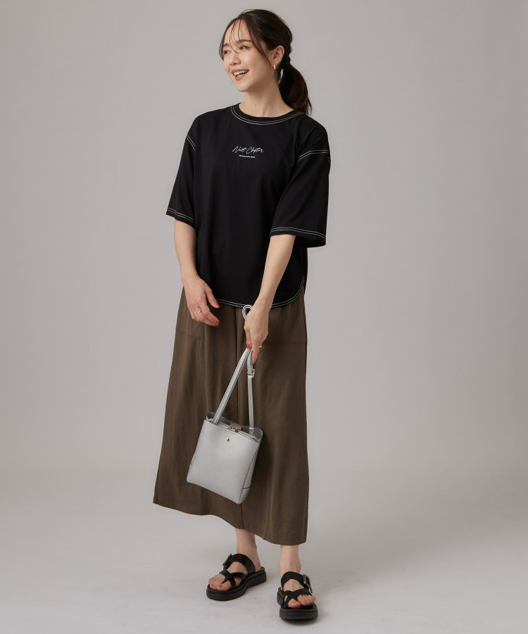 【体型カバー】インせず着られる 配色ステッチロゴTシャツ8