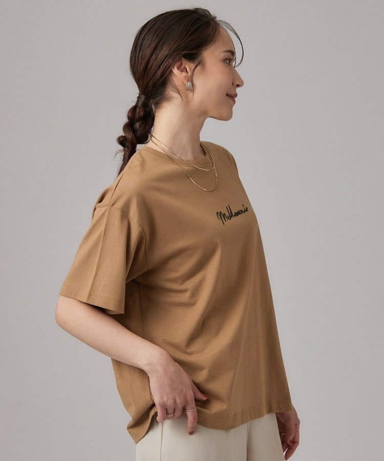 華やかジェルロゴプリントTシャツ11