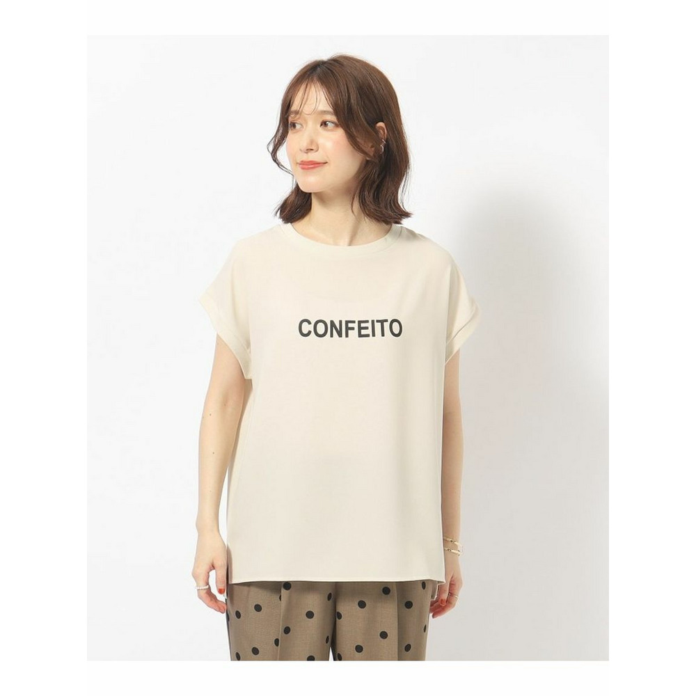 大人のフェミニンカジュアルに シアージョーゼットロゴTシャツ19