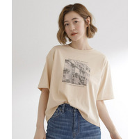 夏に映える　大人のクロップドTシャツ