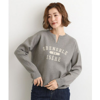 カレッジロゴキーネックニット