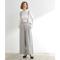 サス付きセンタープレスワイドパンツ