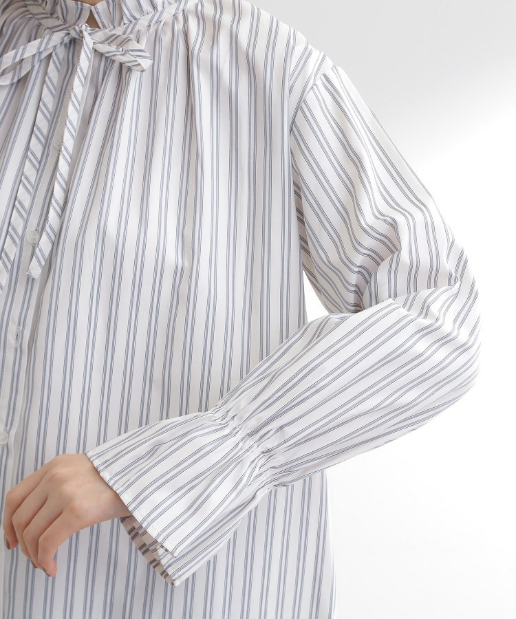 【石川梨華さん着用】フリルカラーリボンブラウス27