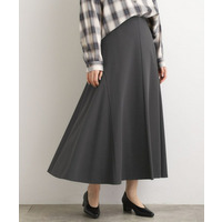 もっちりナイロンストレッチトラペーズスカート