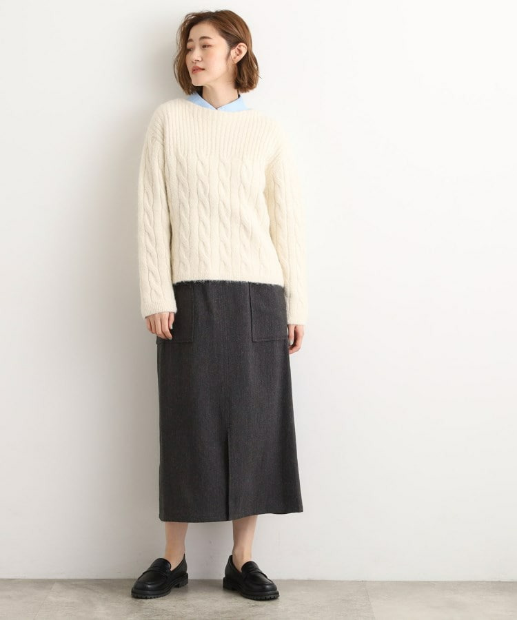 ふんわり包み込む ケーブルボートネックニット5