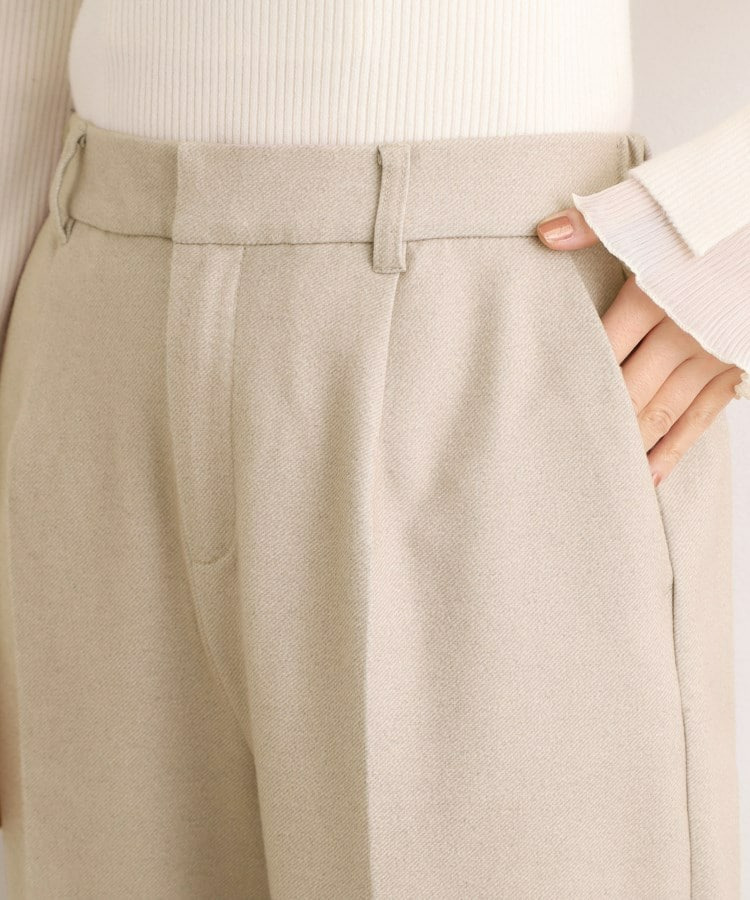 きれいめシルエットに、心地よさを仕込んで スーパーストレッチ起毛テーパードパンツ9