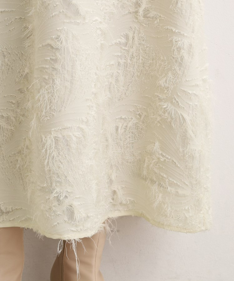 纏うだけで気分が華やぐ 主役級シャギースカート16