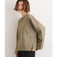 スエード調キーネックプルオーバー