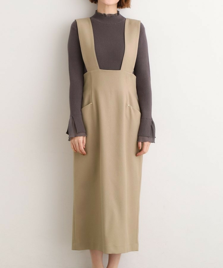 上品さと快適さを両立、美シルエットなハイウエストサス付きスカート14