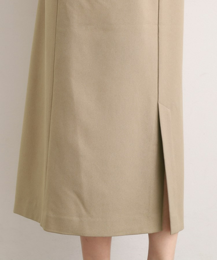 上品さと快適さを両立、美シルエットなハイウエストサス付きスカート22