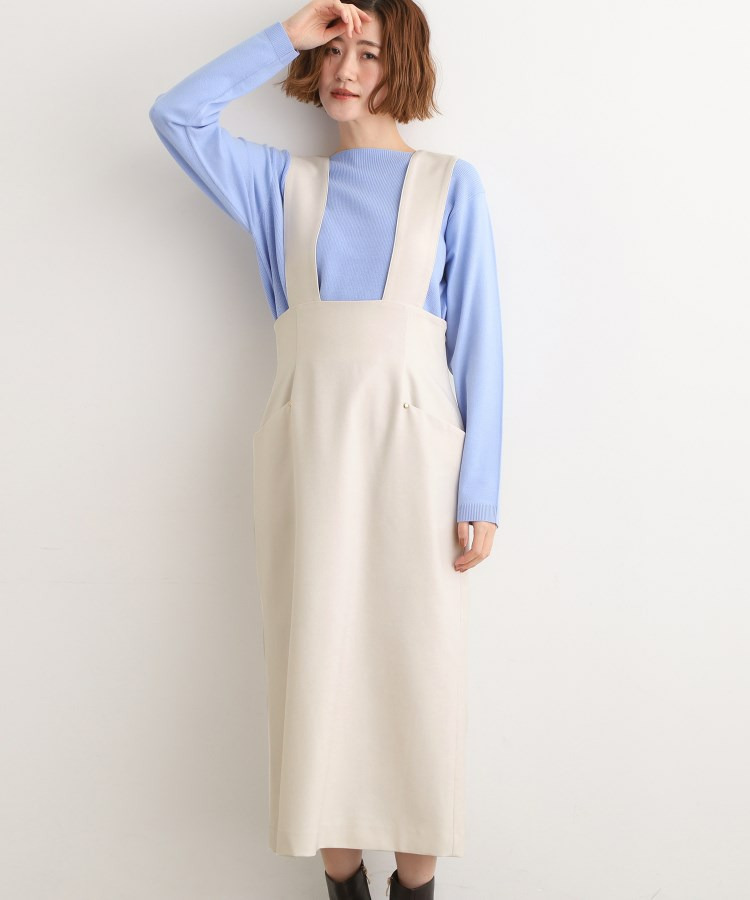 上品さと快適さを両立、美シルエットなハイウエストサス付きスカート1