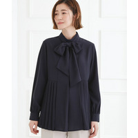 【マシンウォッシュ/防シワ/UVカット】裾プリーツ取り外しボウタイブラウス