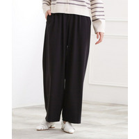 きれい見えとイージーな着心地を両立した、ウエストシャーリング ワイドパンツ