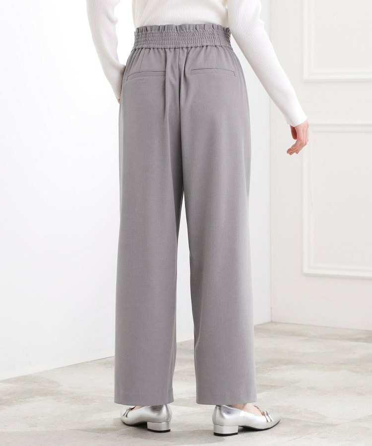 きれい見えとイージーな着心地を両立した、ウエストシャーリング ワイドパンツ16