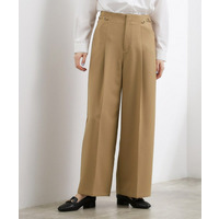 シンプルを品よく格上げ　サイドビットワイドパンツ