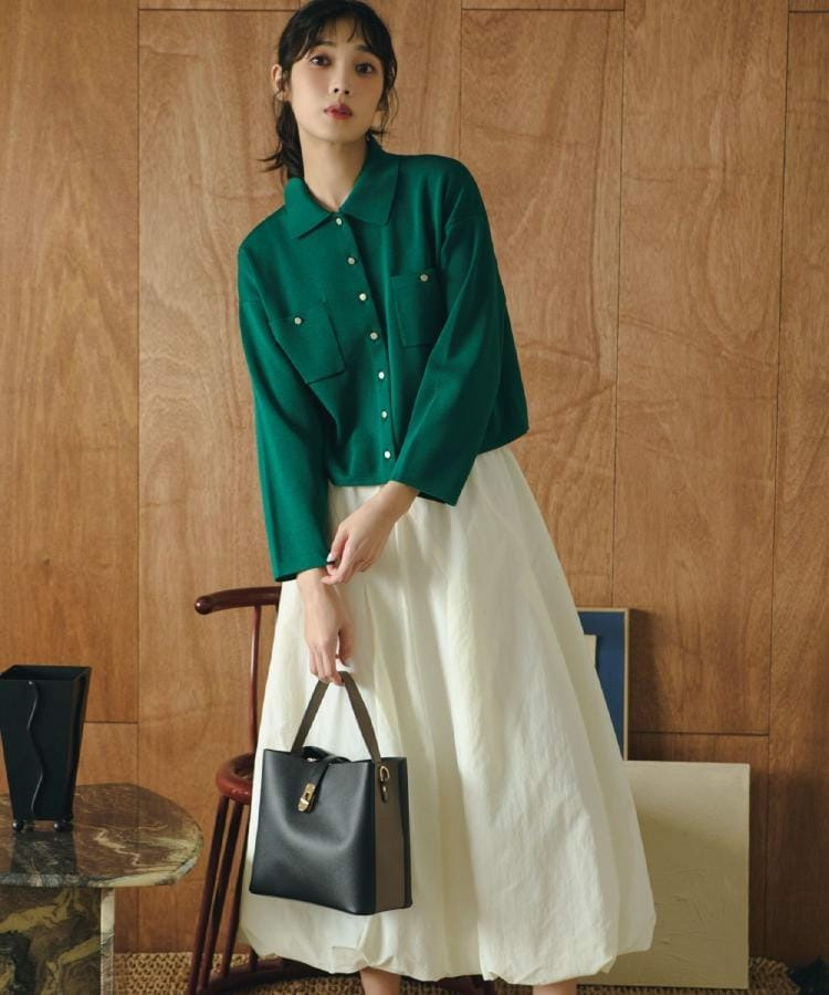 軽やかに揺れて、旬のムードを纏う エスカルゴバルーンスカート7