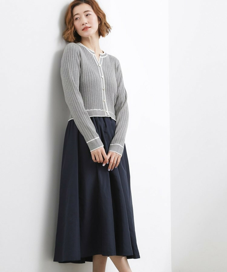 一枚で装いが整う　マルチボーダーアソートドッキングワンピース