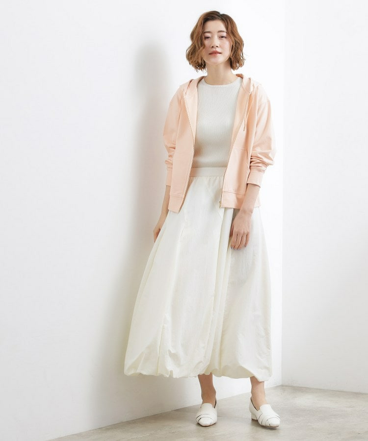 軽やかに羽織れてシーズンレスに活躍! 大人のジップパーカー11