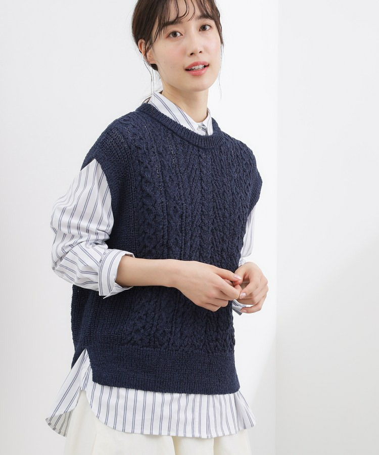 リリヤーンケーブル ニットベスト1