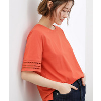 【二の腕カバー】袖口透かし刺繍Tシャツ