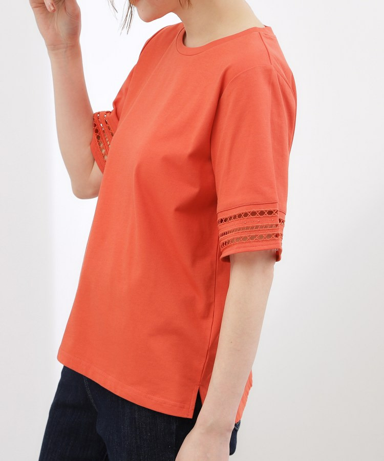 【二の腕カバー】袖口透かし刺繍Tシャツ19