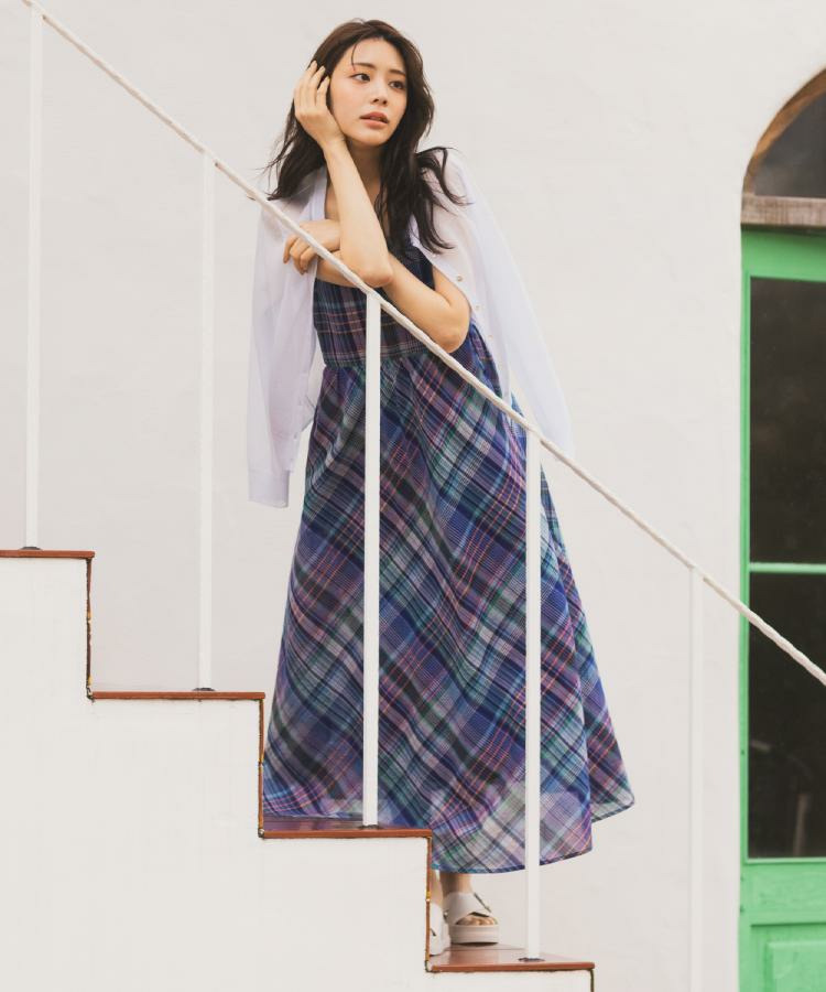 【貴島明日香さん着用】夏を楽しむ一枚、マドラスチェックキャミワンピース