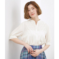 スモッキングタックブラウス