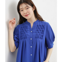 スモッキングタックブラウス