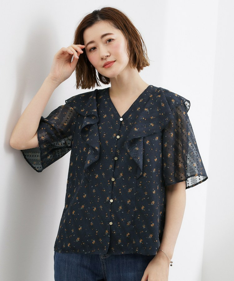 フラワープリント カットジャカードブラウス2