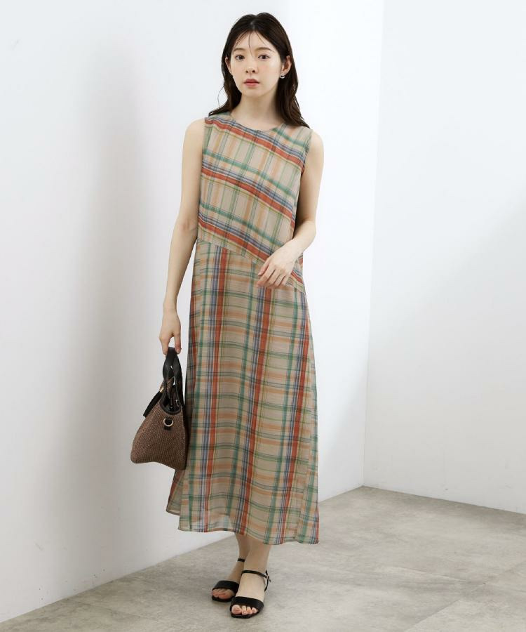 【洗える・体型カバー】アートチェックワンピース
