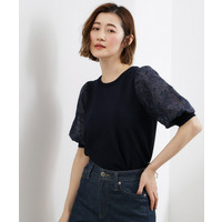 一枚で着映える大人の袖コンシャスニット