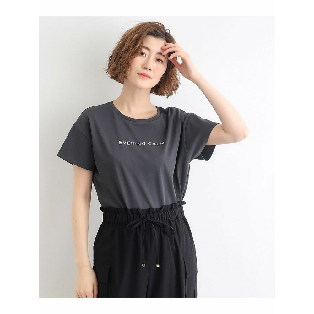 ＜接触冷感／UVカット／ご自宅で洗える＞袖フォルムプリントTシャツ チャコールグレー(014) 1