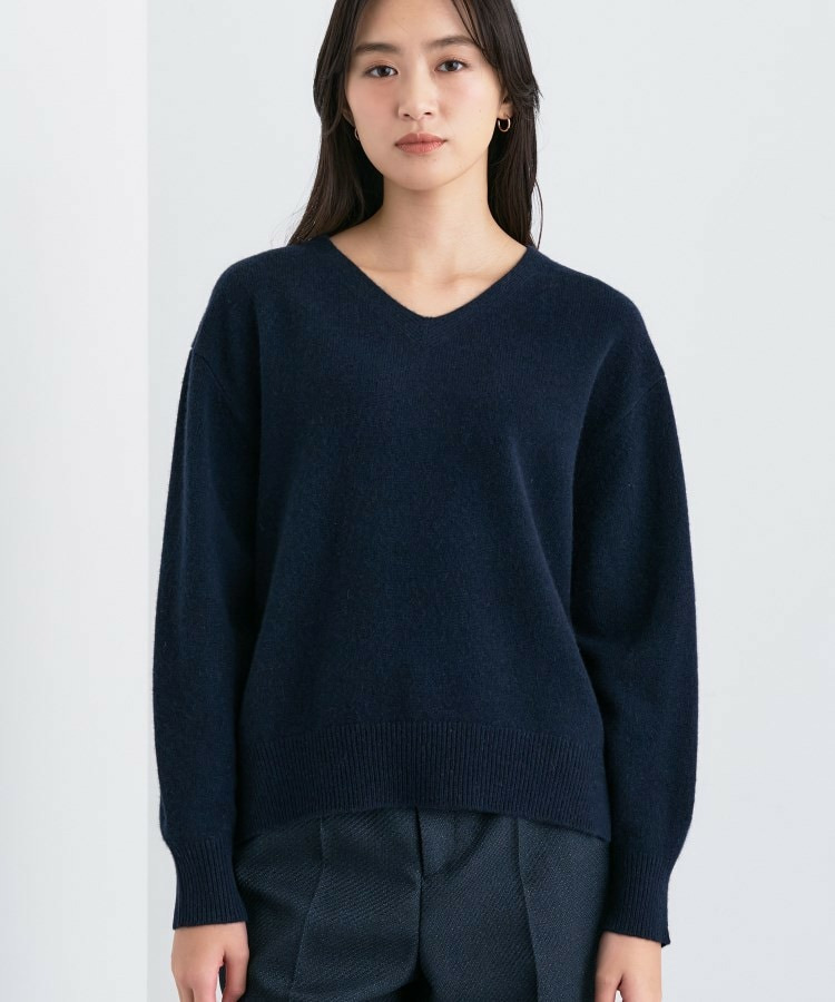 【洗える/カシミヤ混】ミドルゲージVネックニット23
