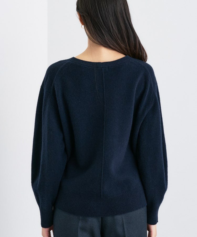 【洗える/カシミヤ混】ミドルゲージVネックニット25