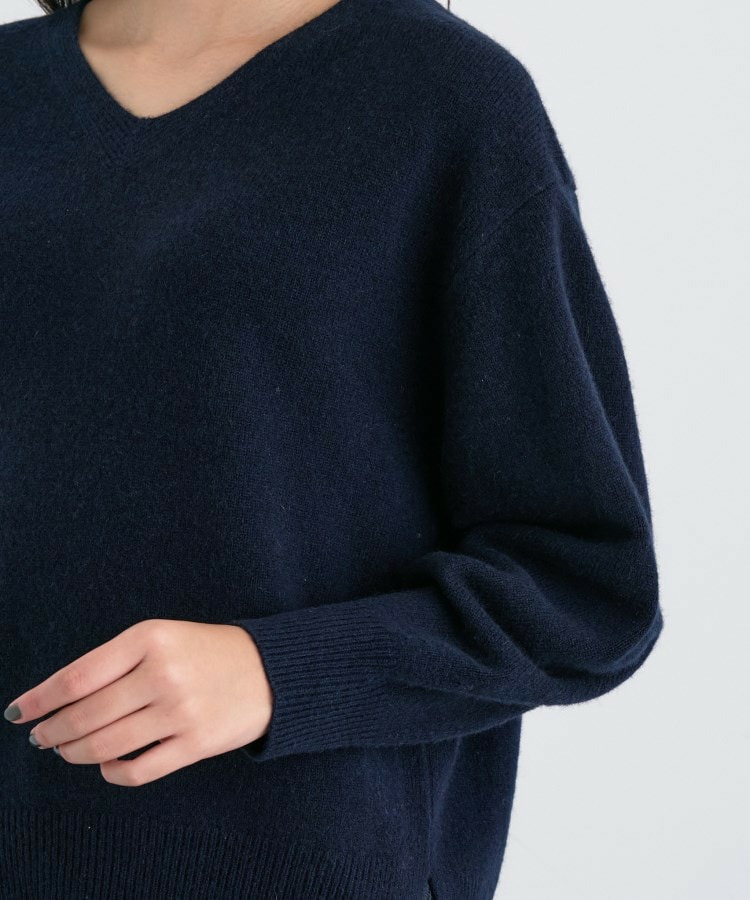 【洗える/カシミヤ混】ミドルゲージVネックニット27