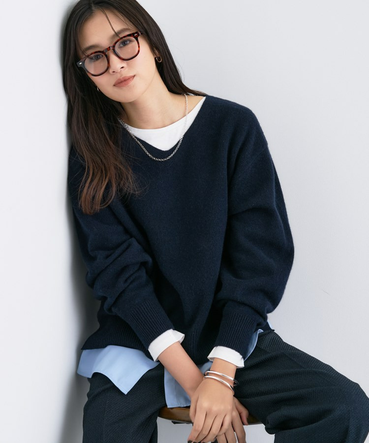 【洗える/カシミヤ混】ミドルゲージVネックニット1