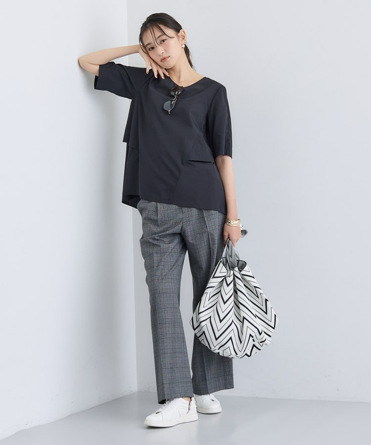 【UVケア】バックデザインブラウス9