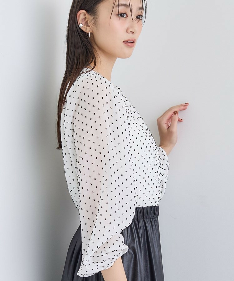 【袖コンシャス】シアードットブラウス3