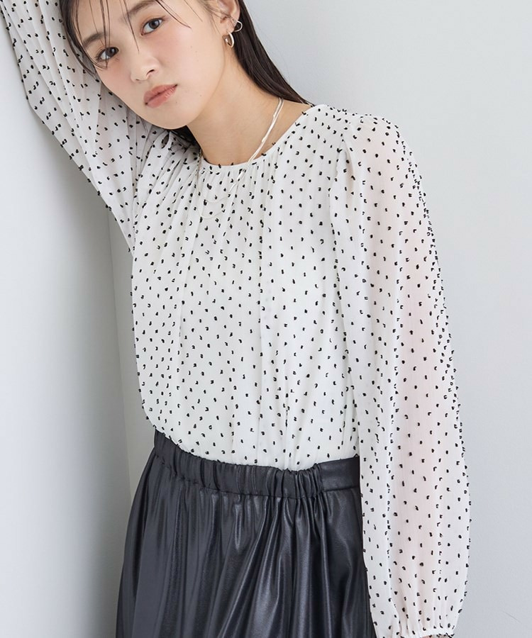 【袖コンシャス】シアードットブラウス1