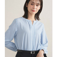 【セレモニー／洗える／透けにくい】ジオメ柄プリントブラウス