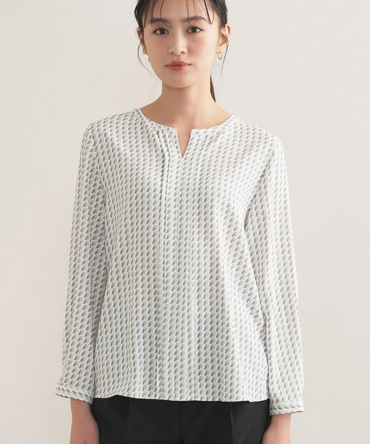 【セレモニー/洗える/透けにくい】ジオメ柄プリントブラウス19