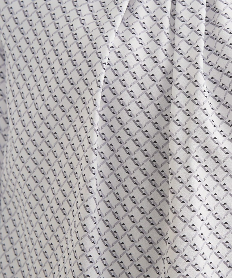 【セレモニー/洗える/透けにくい】ダイヤ柄プリントブラウス10