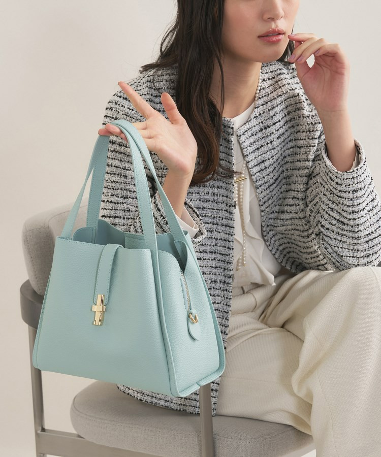 【合皮/ミドルサイズ】春カラーフォルムバッグ1